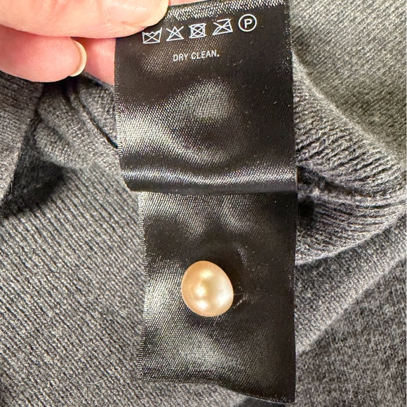 Gorgeous Embellished Gray Cardigan Sweater Anthropologie - Picture 13 of 16